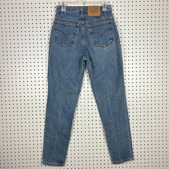 Levi's Orange Tab Jeans Women's Sz 10 Tapered Fit Leg USA Made 28x30 Medium Blue - Picture 1 of 7